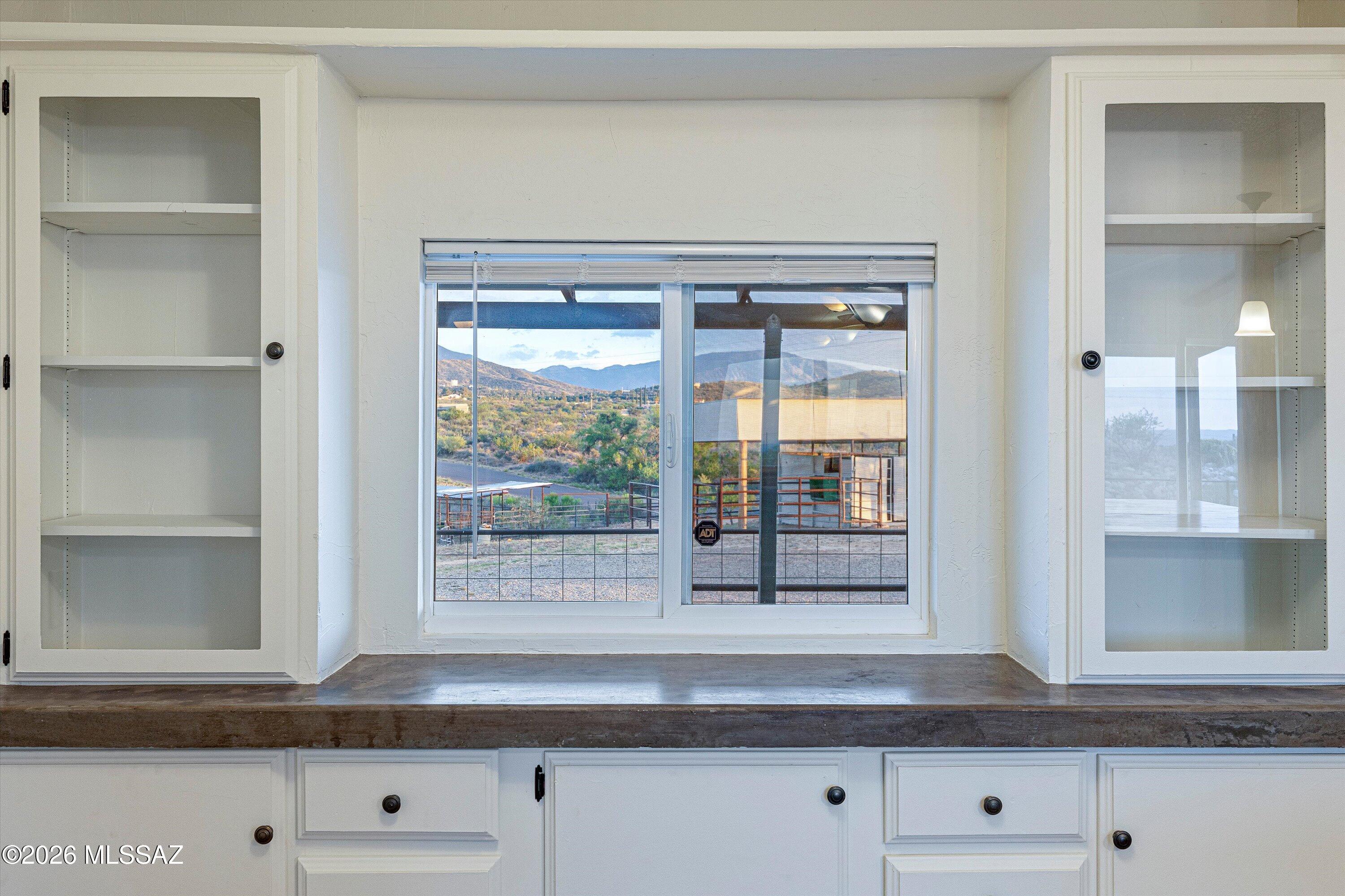 1665 W Oracle Ranch Road