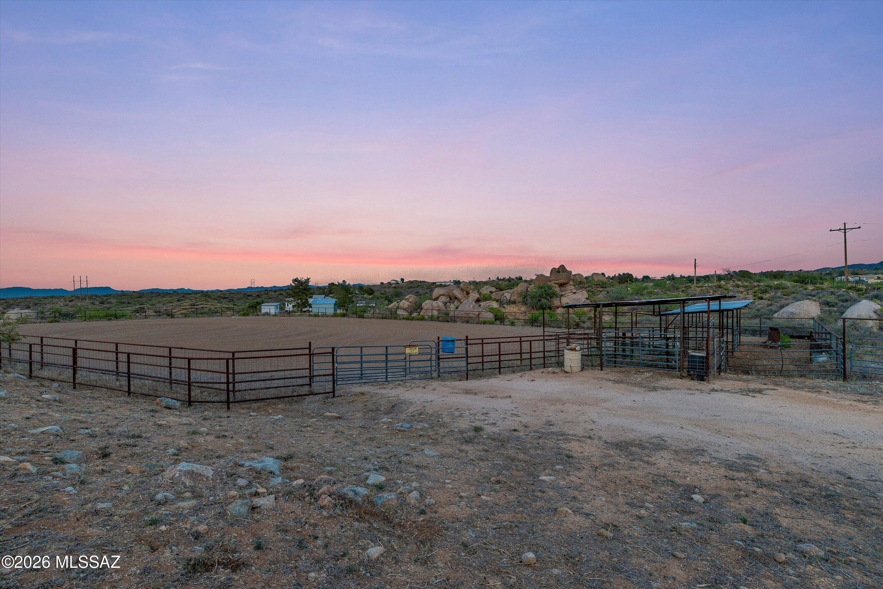 1665 W Oracle Ranch Road