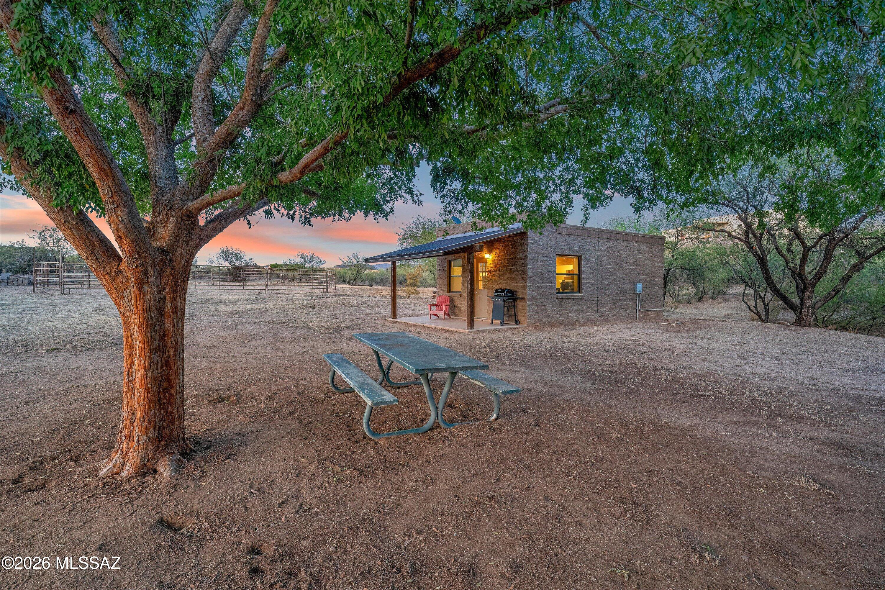 64552 E Horseshoe Bend Road