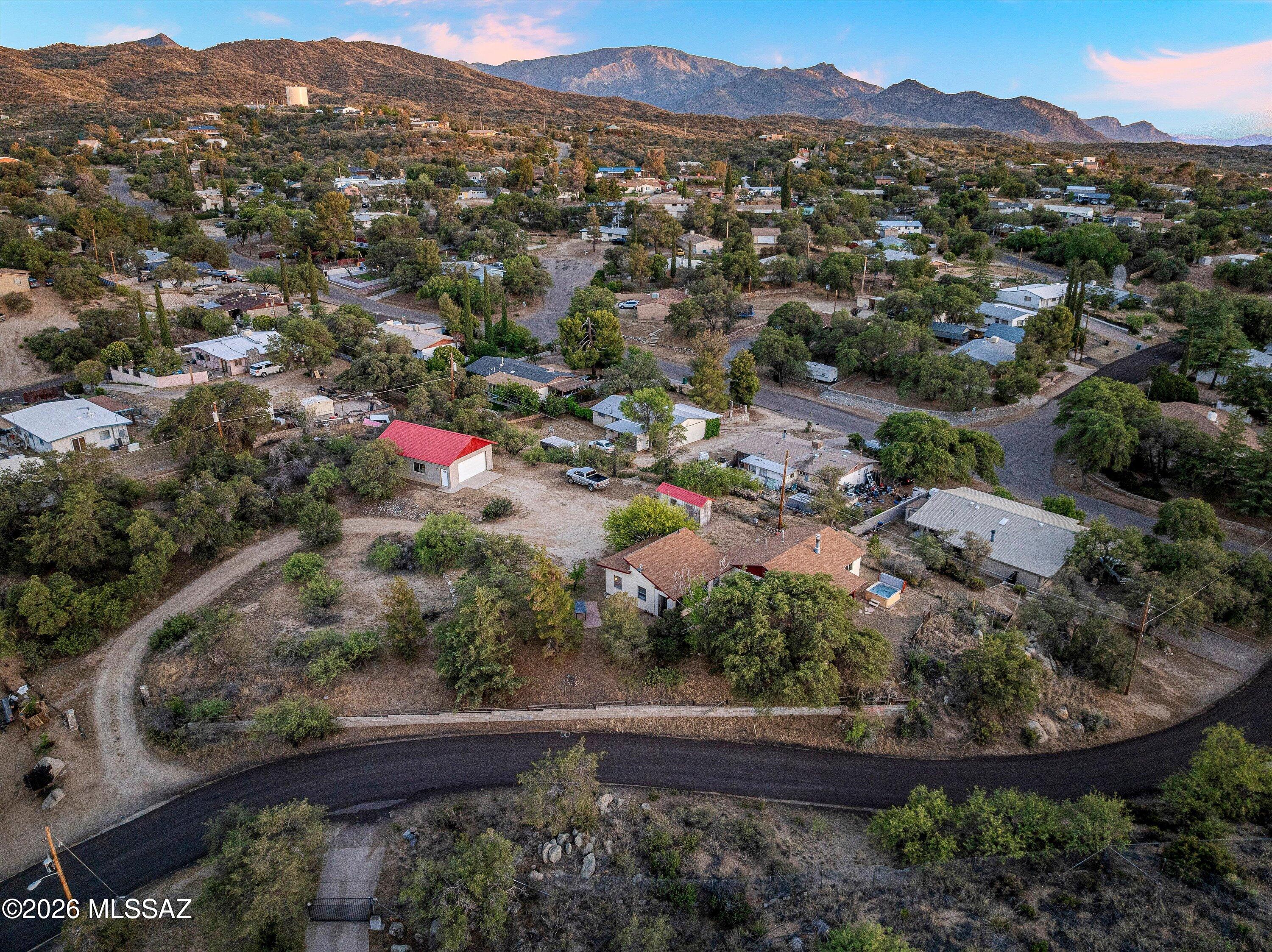 865 W Cutstone Street