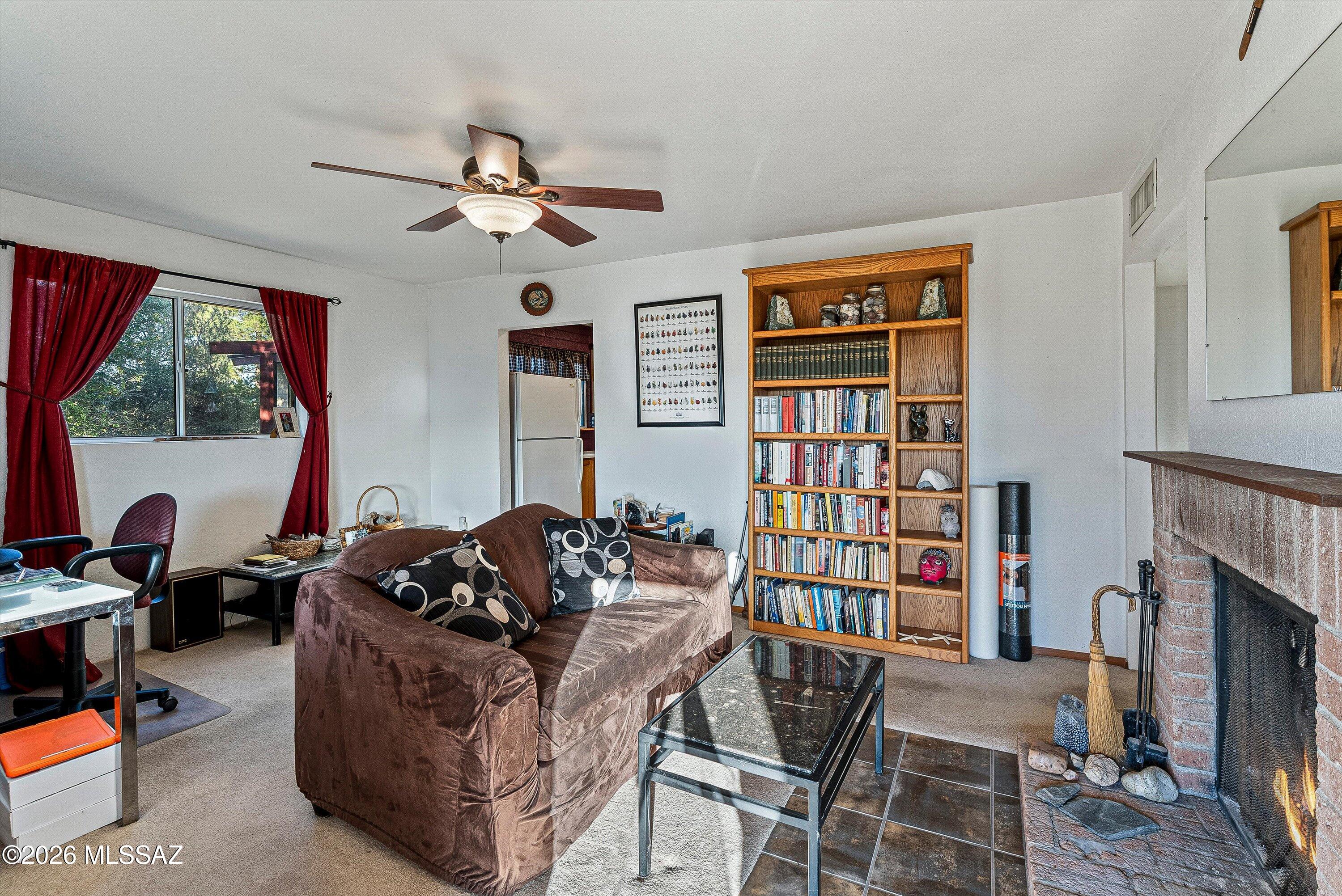 865 W Cutstone Street