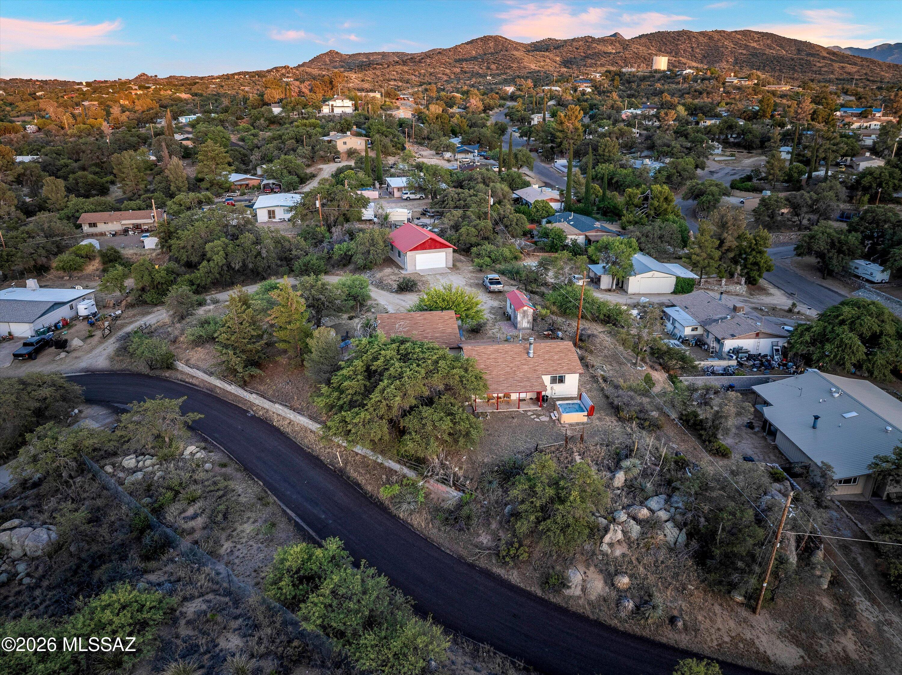 865 W Cutstone Street