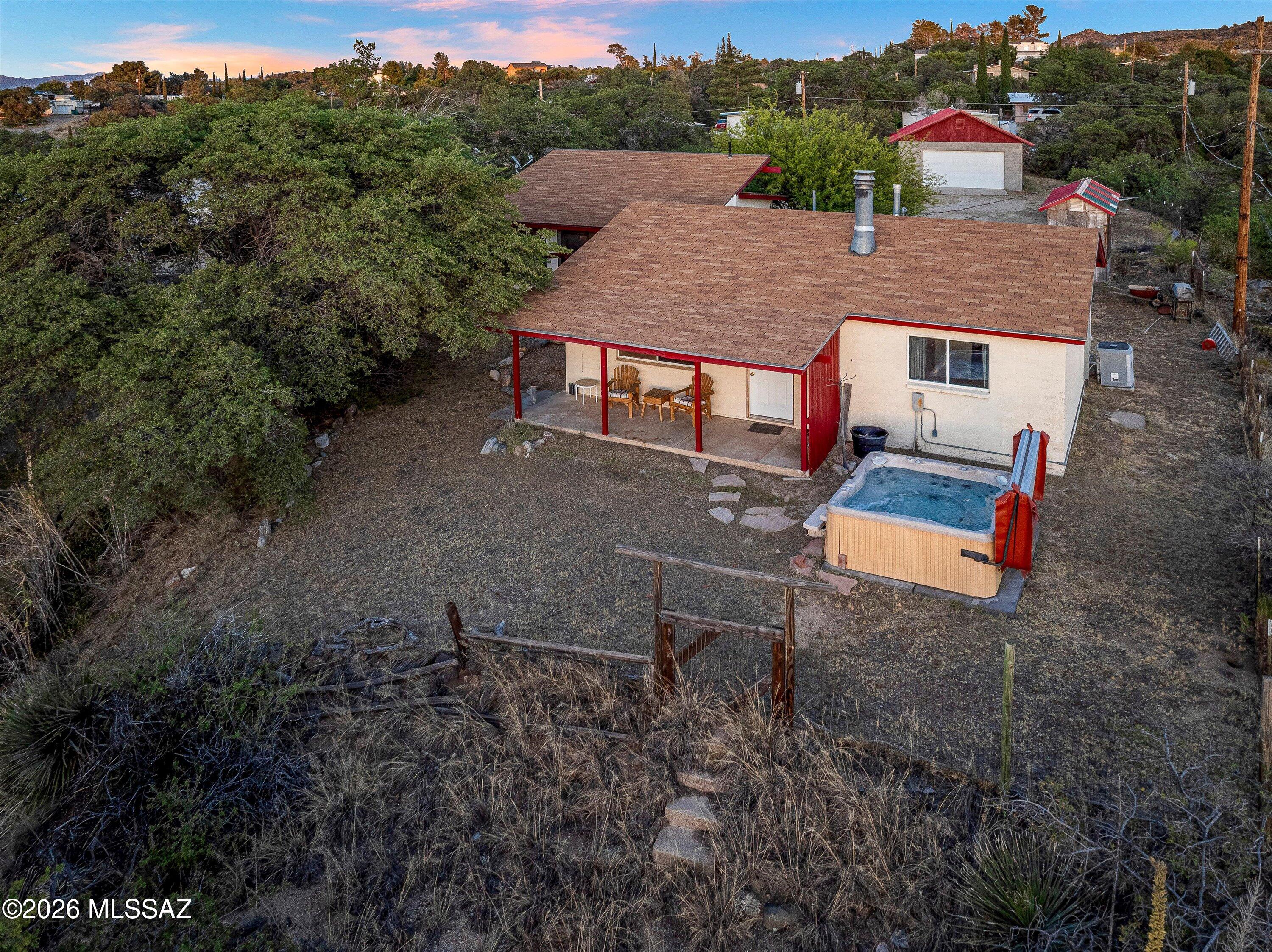 865 W Cutstone Street
