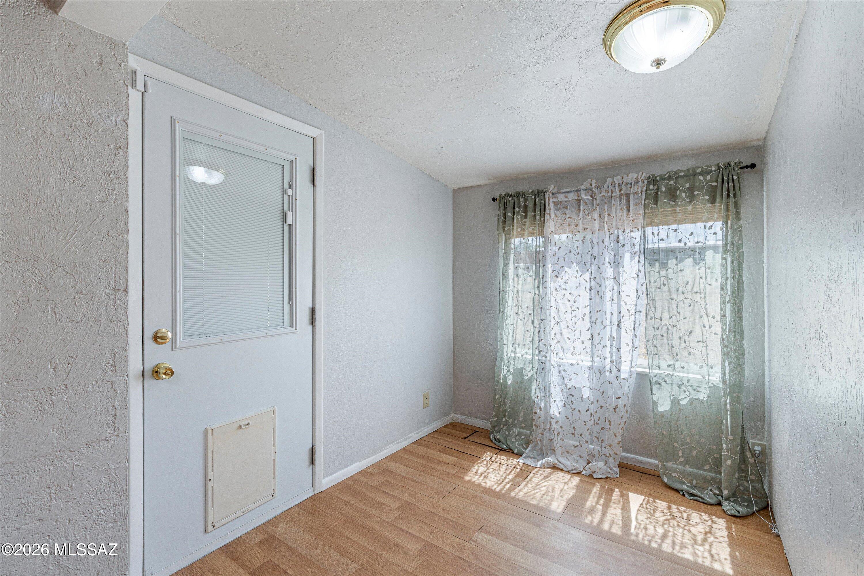 324 S Ave A