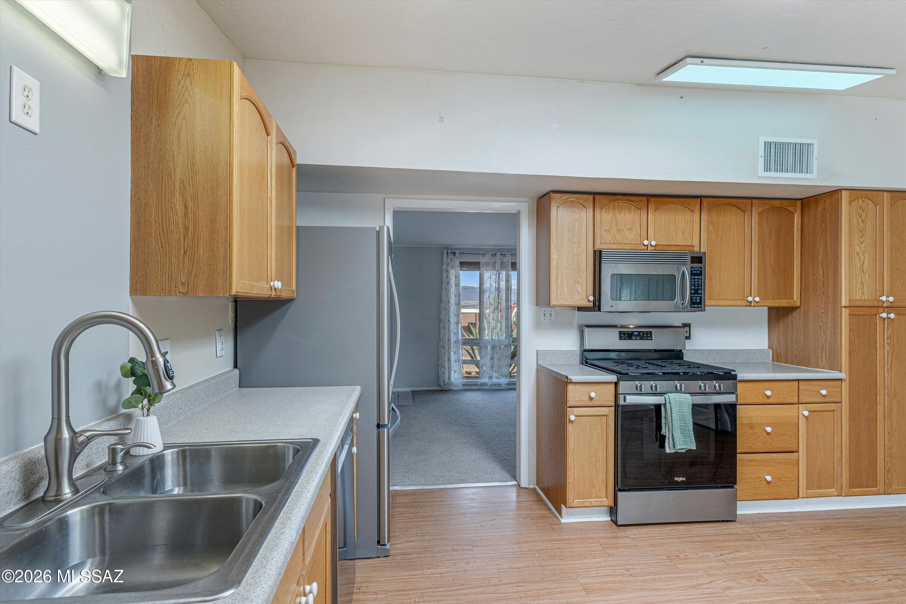 324 S Ave A