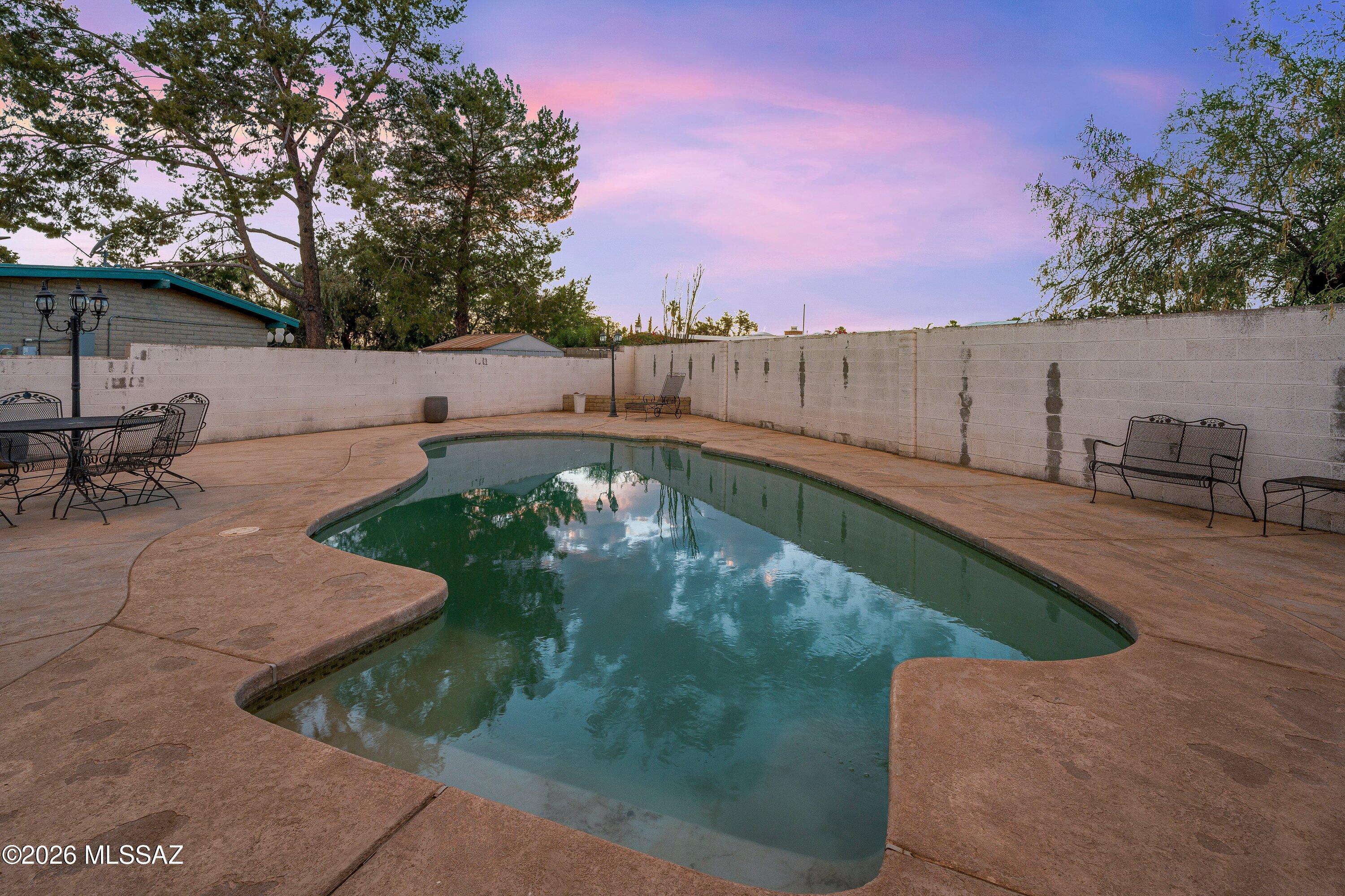 7531 N Meredith Boulevard