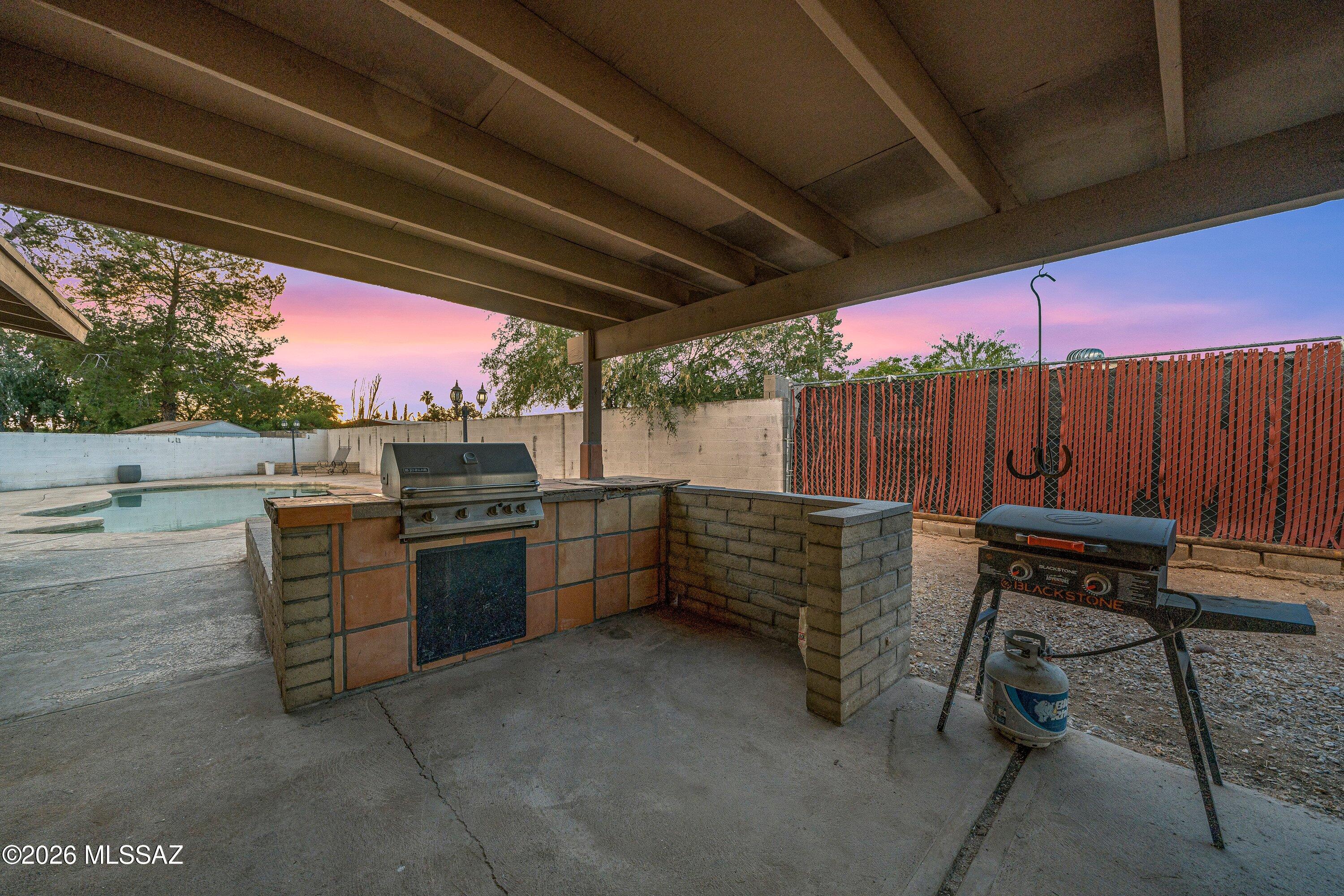7531 N Meredith Boulevard