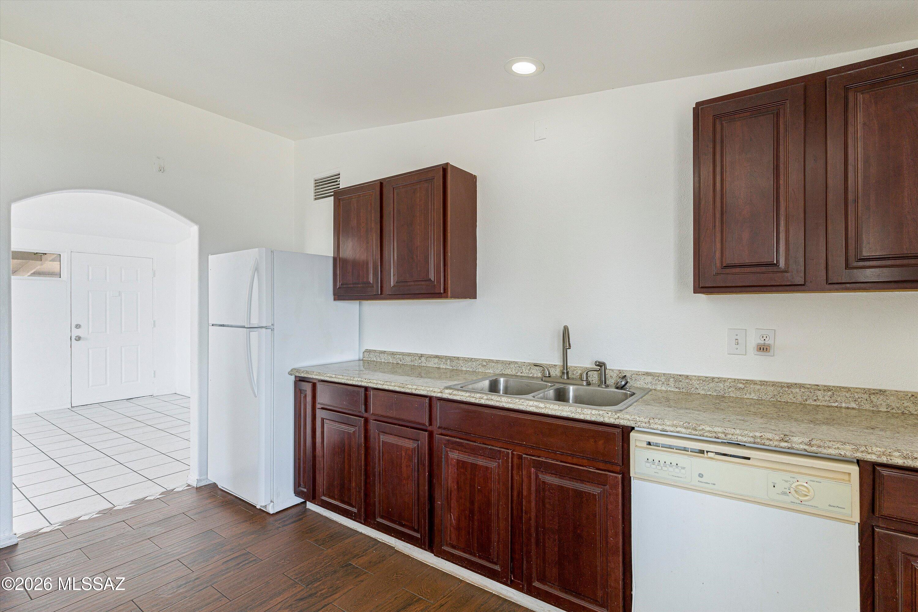 108 W 4th Avenue