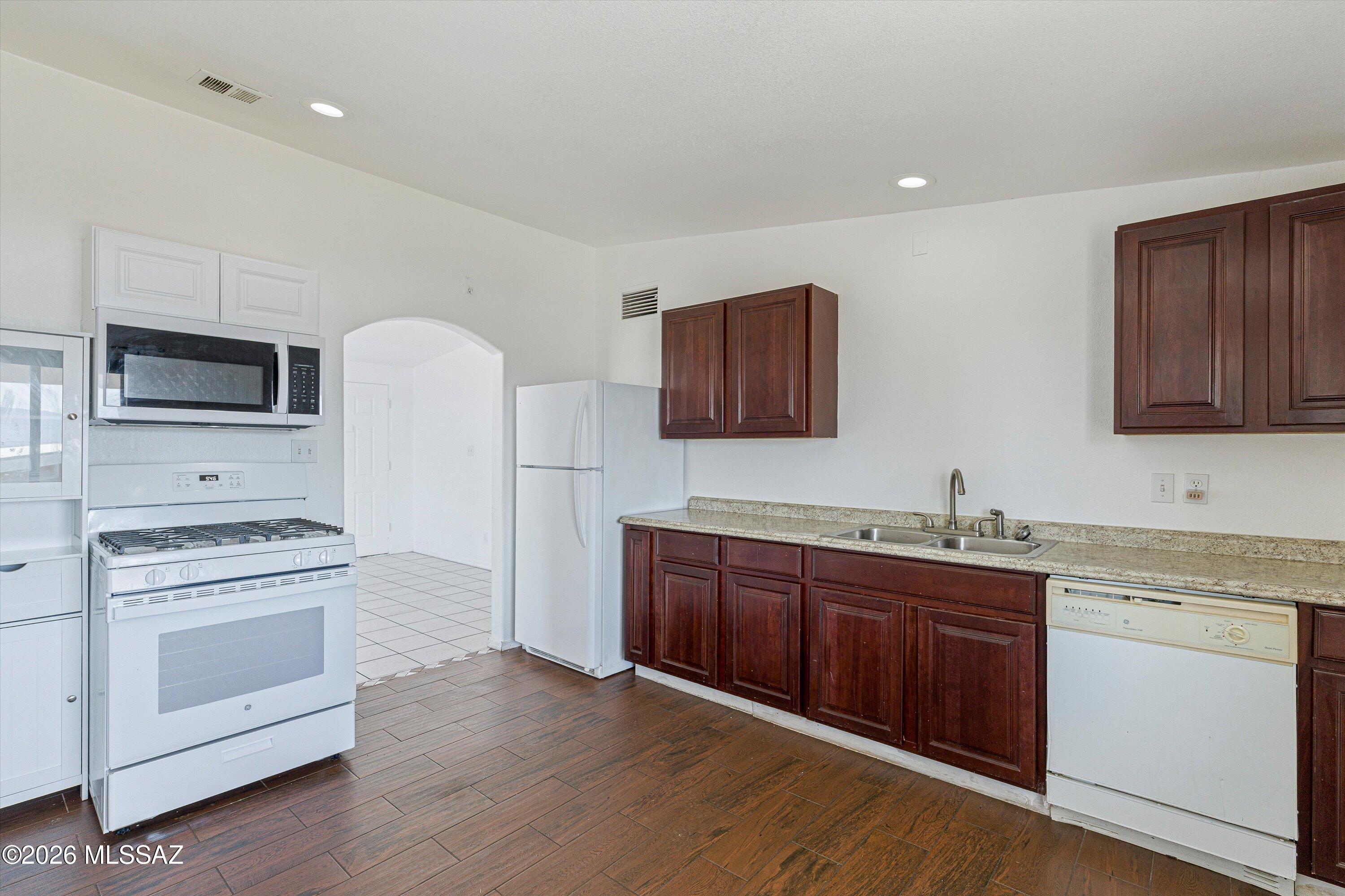 108 W 4th Avenue