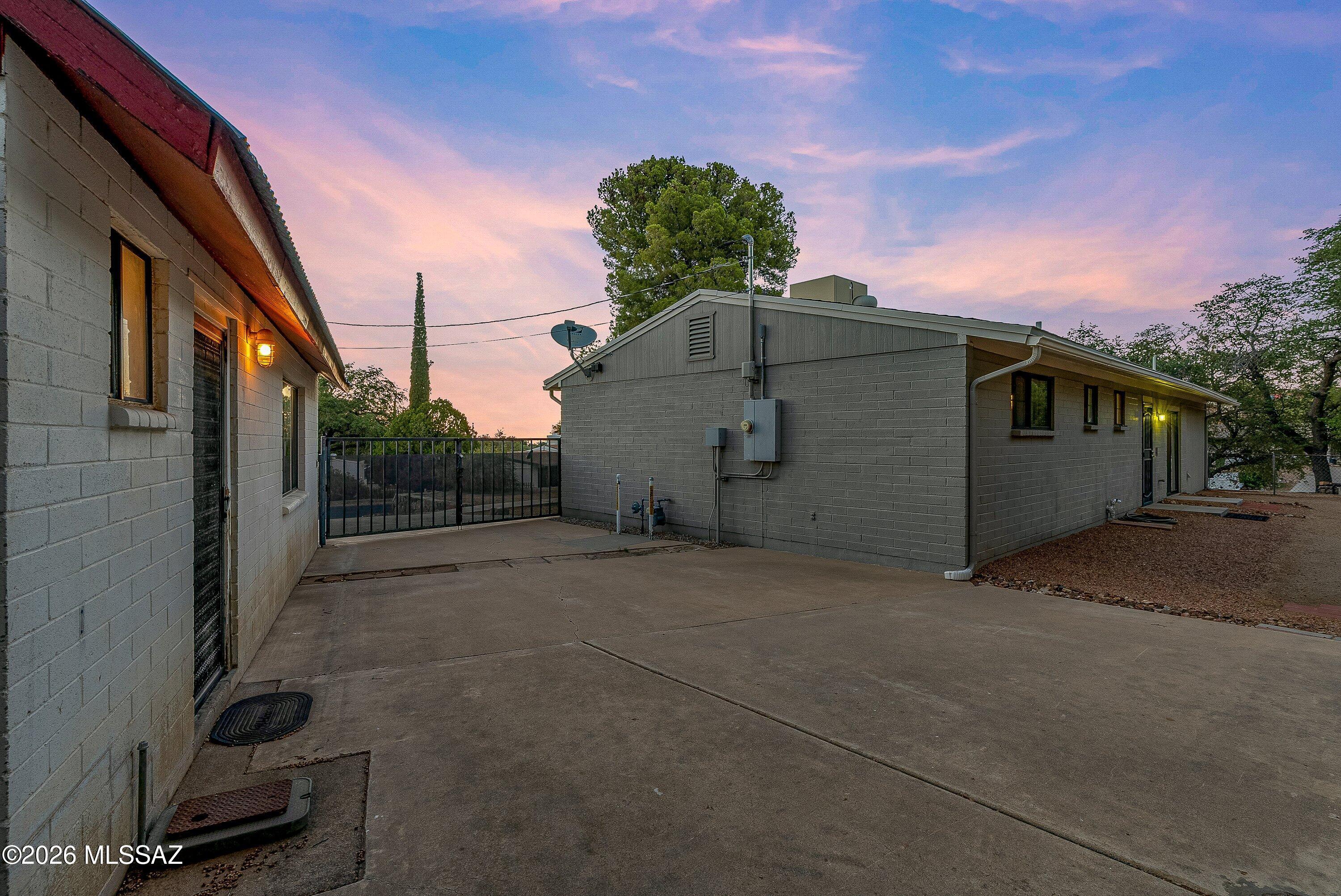 905 W Discover Street