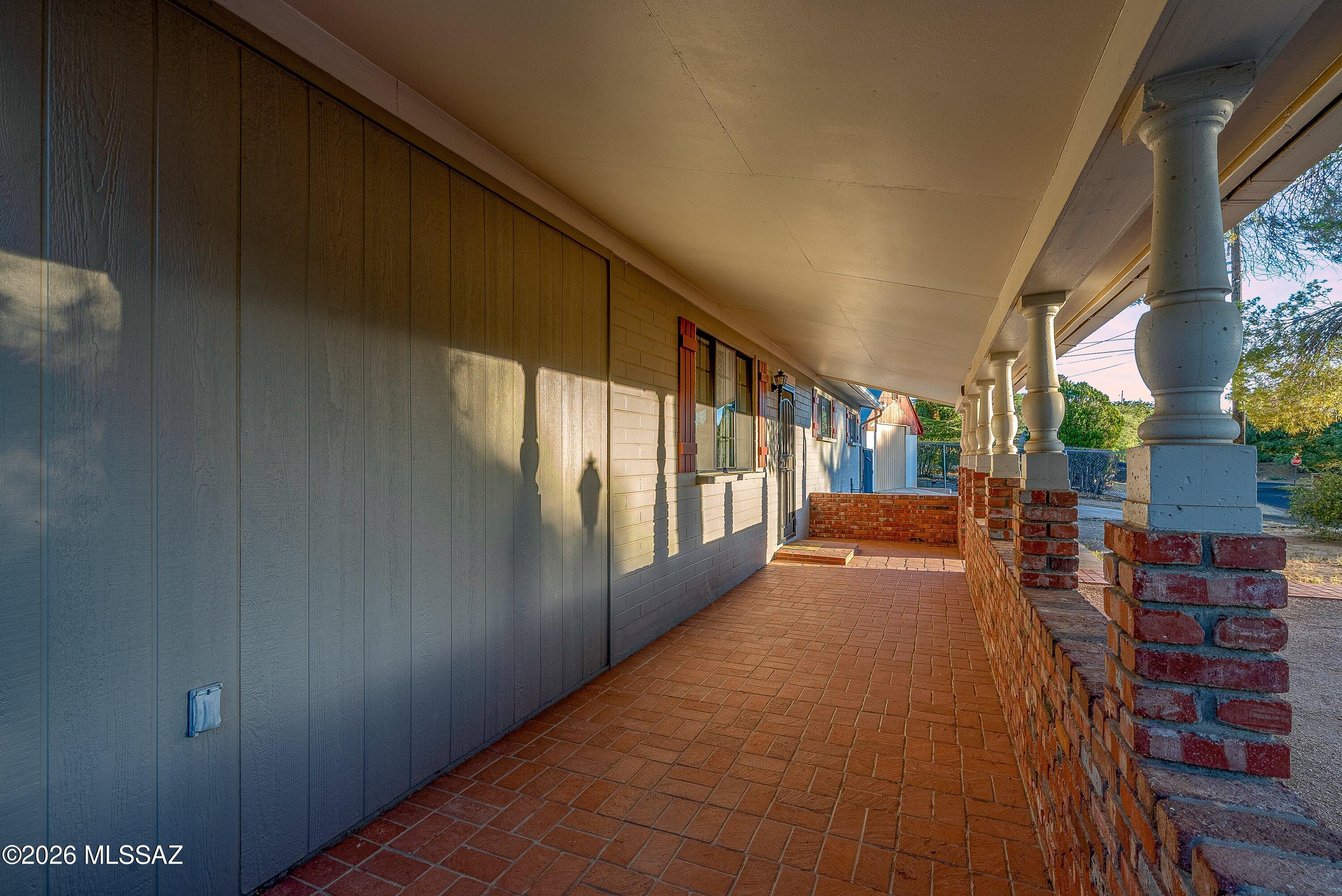 905 W Discover Street