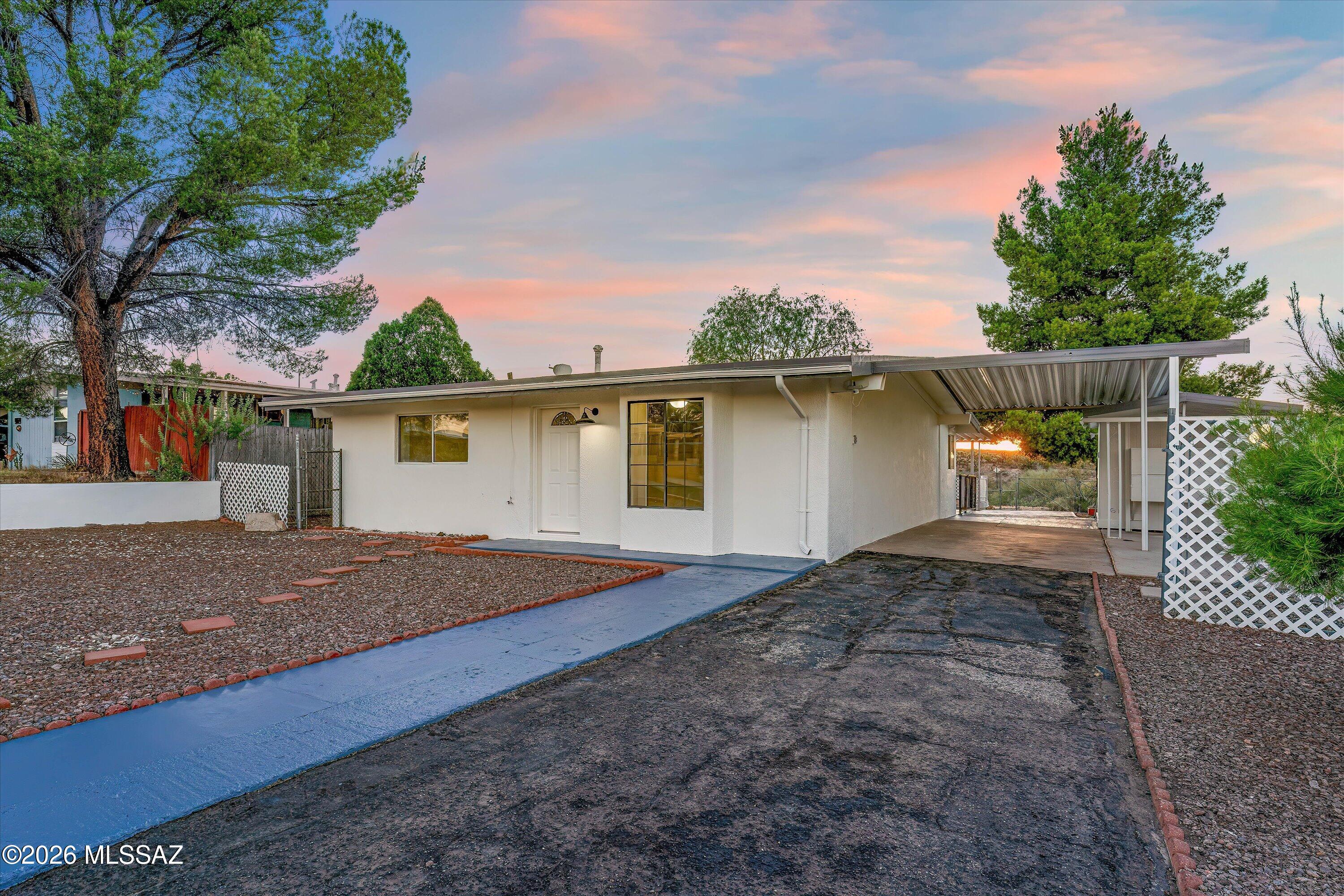 130 W 6th Avenue