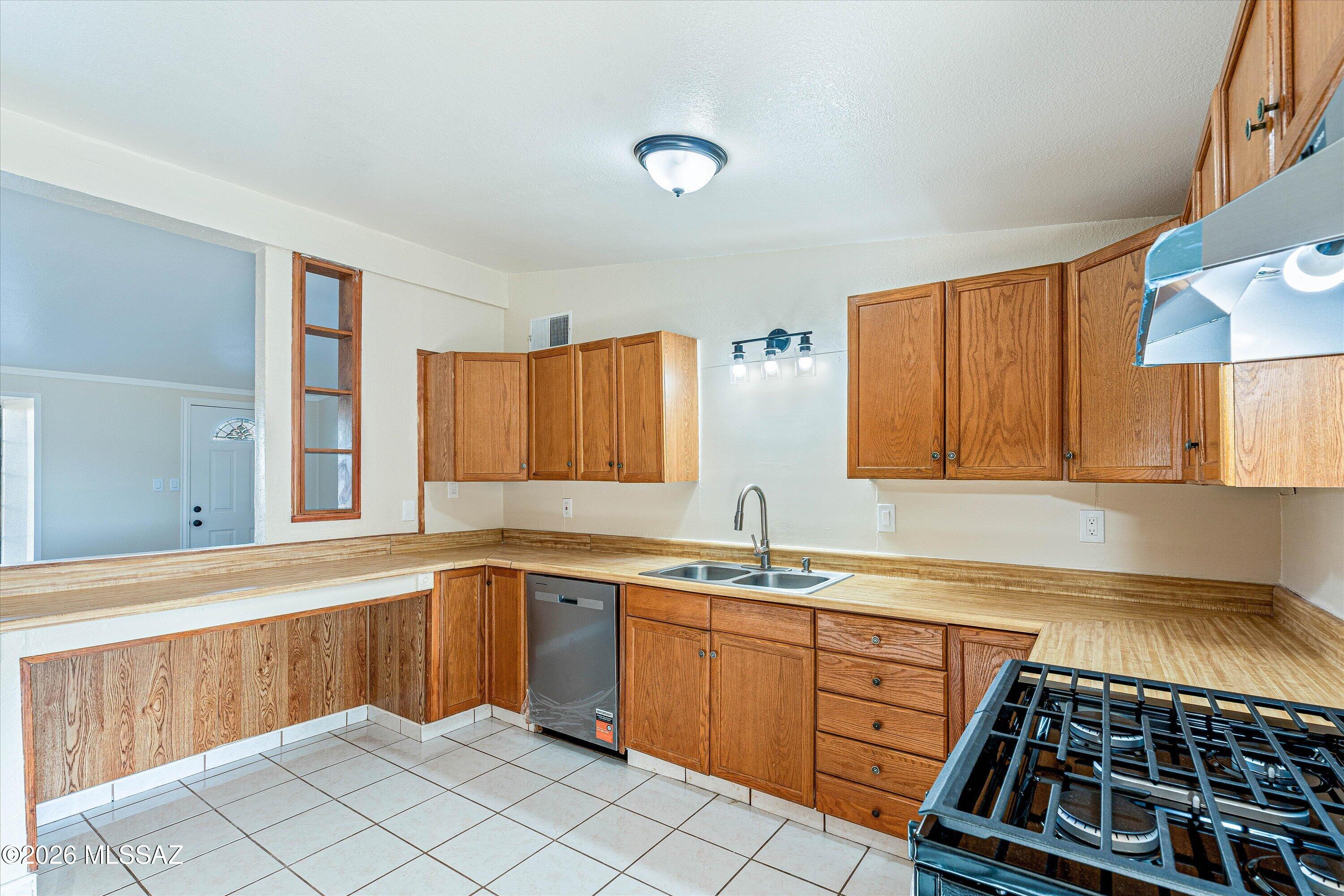 130 W 6th Avenue