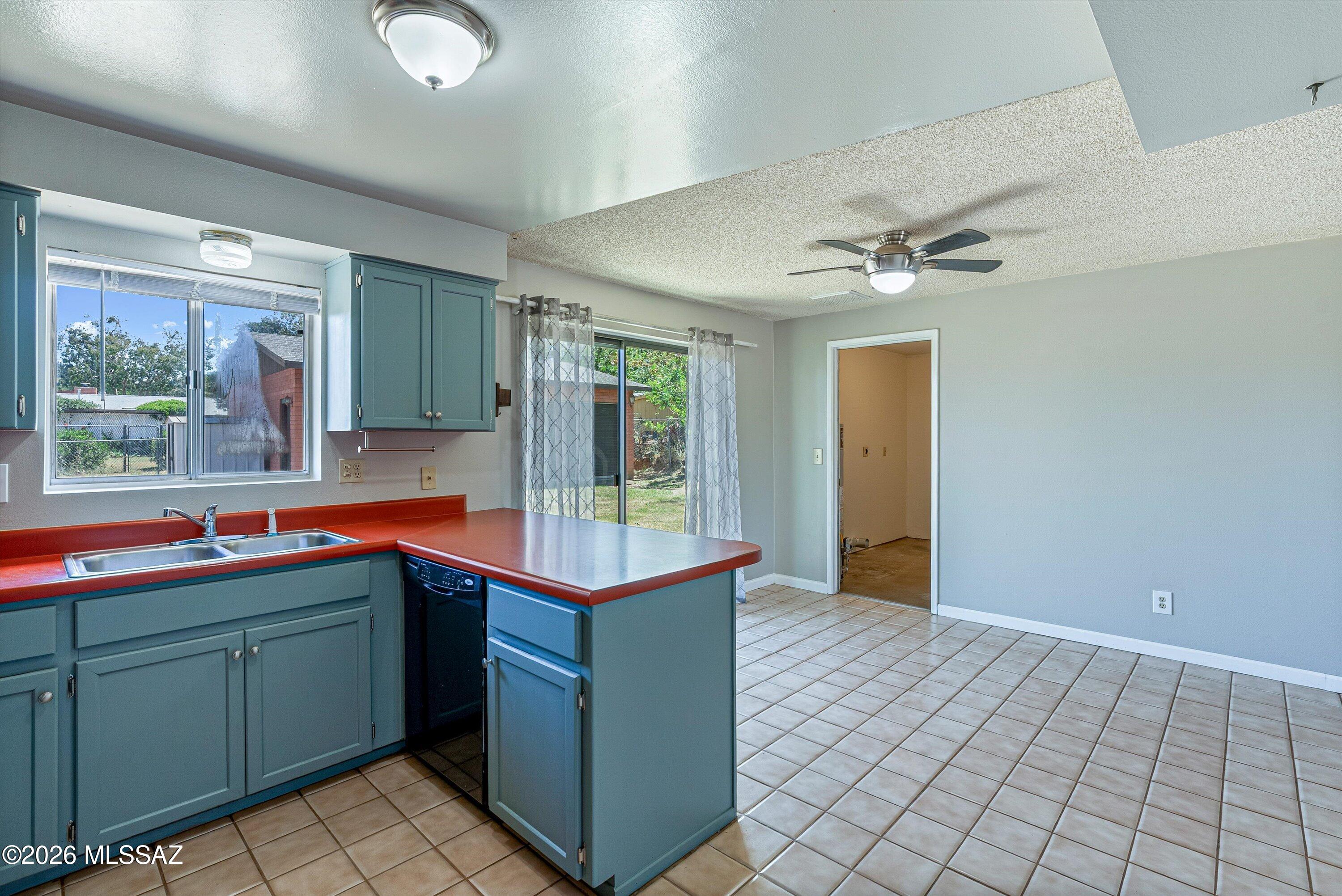 925 N Evergreen Drive
