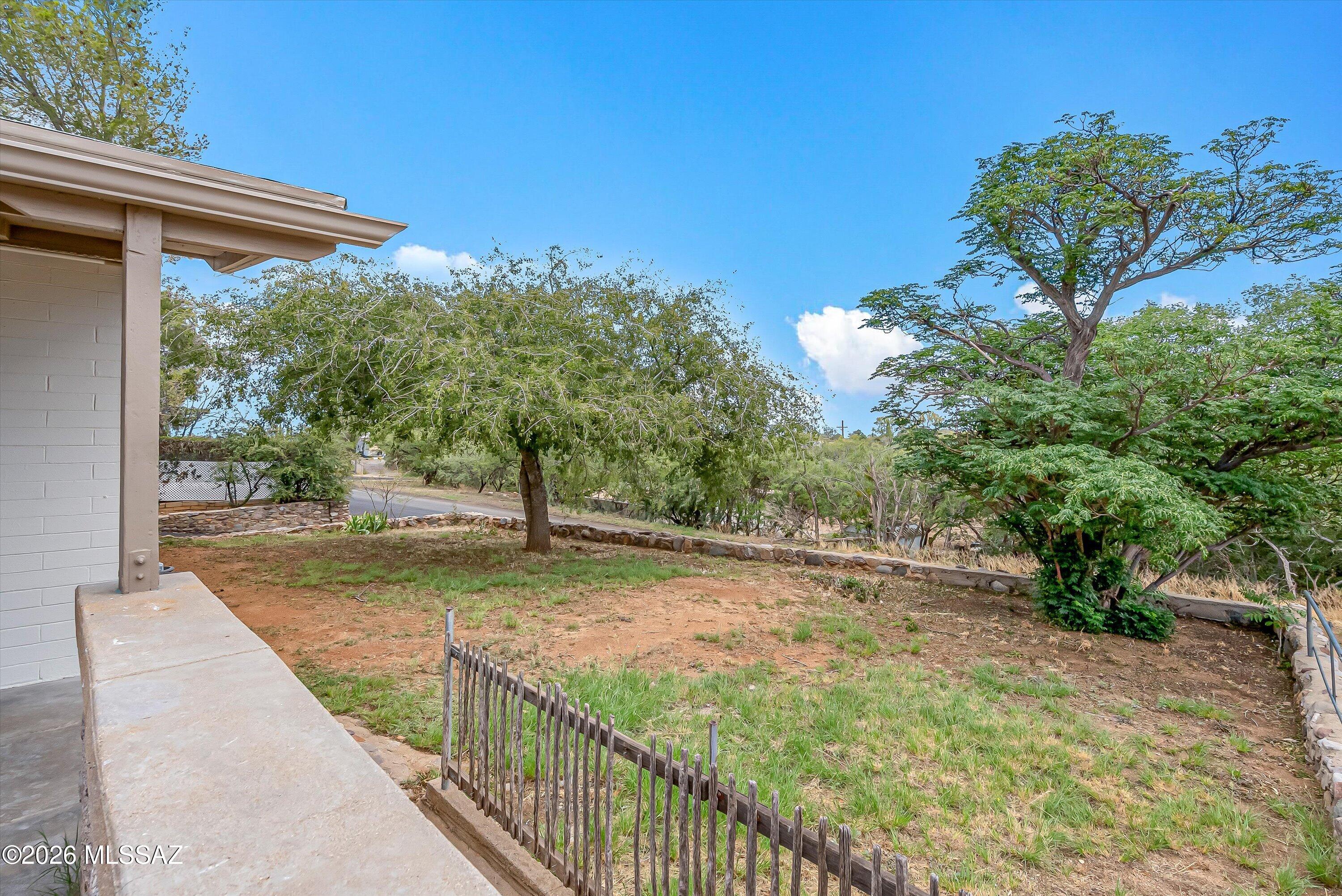 730 N Robles Road