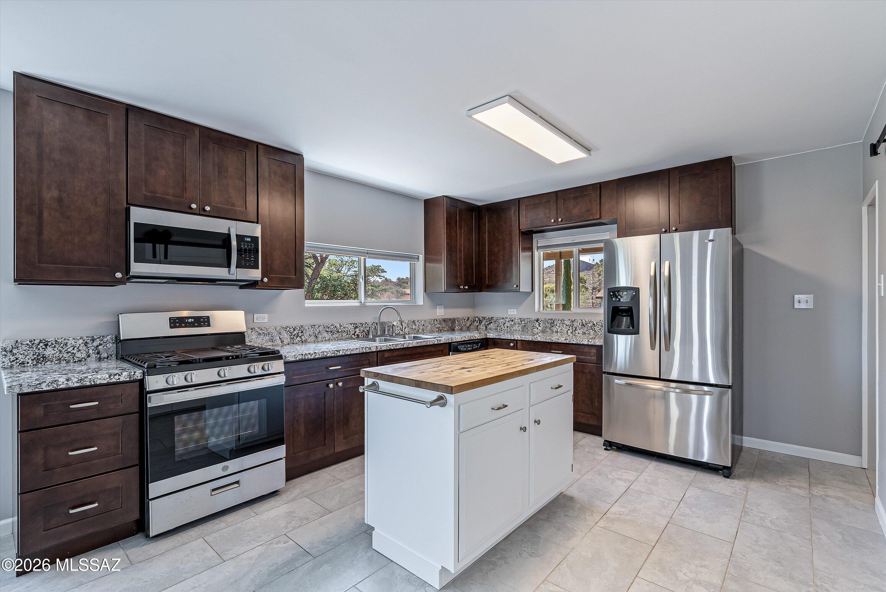 730 N Robles Road