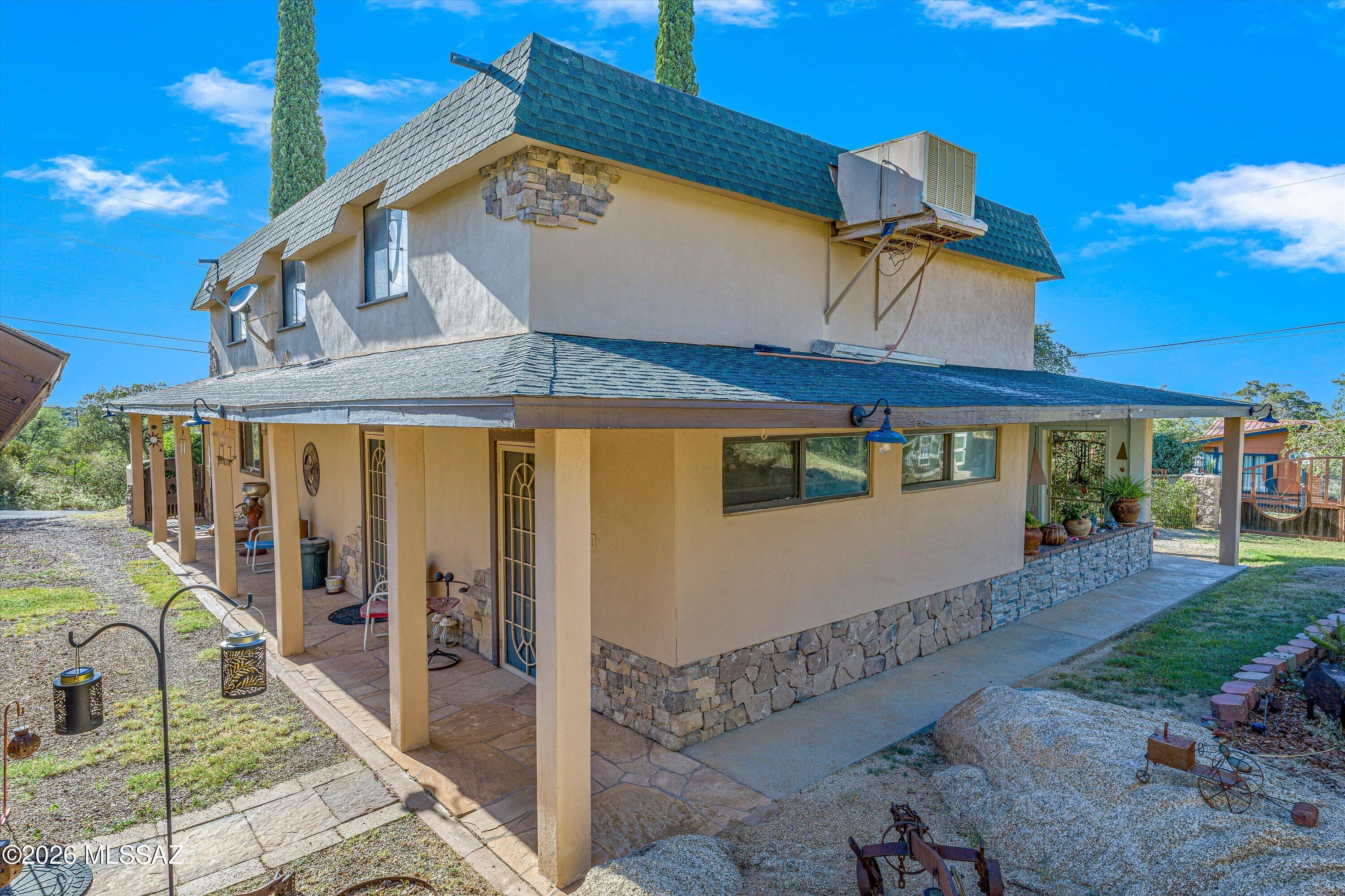 285 N Timberline Drive
