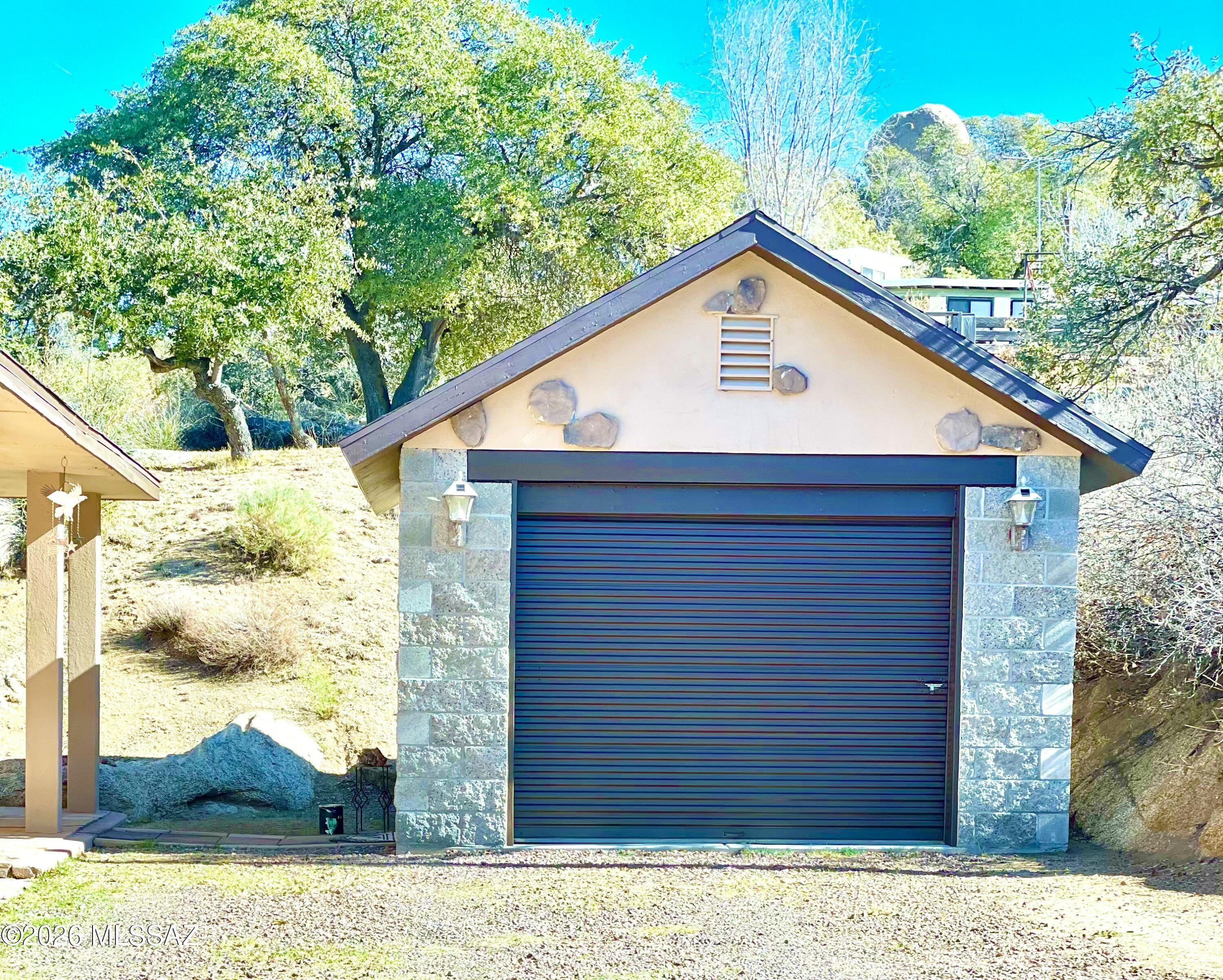 285 N Timberline Drive
