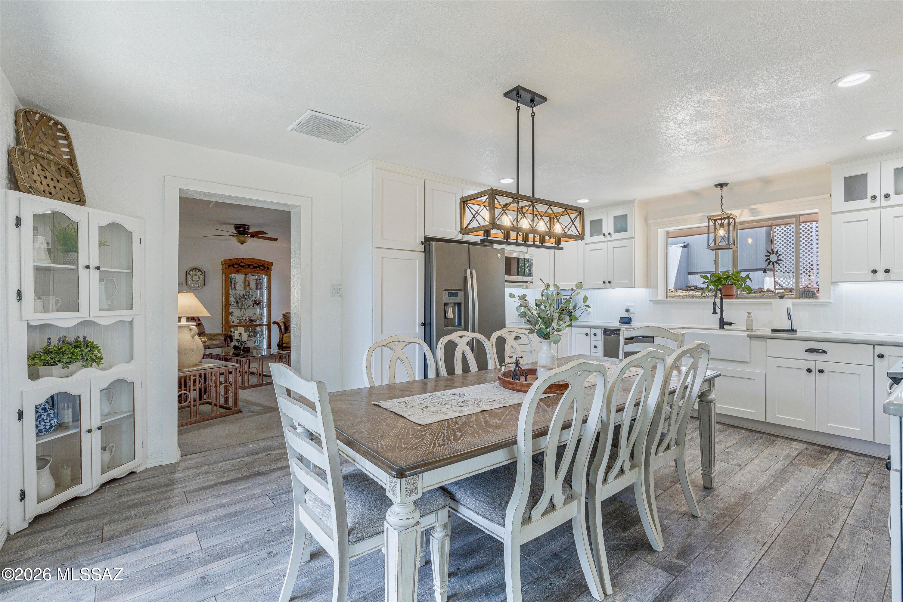 285 N Timberline Drive