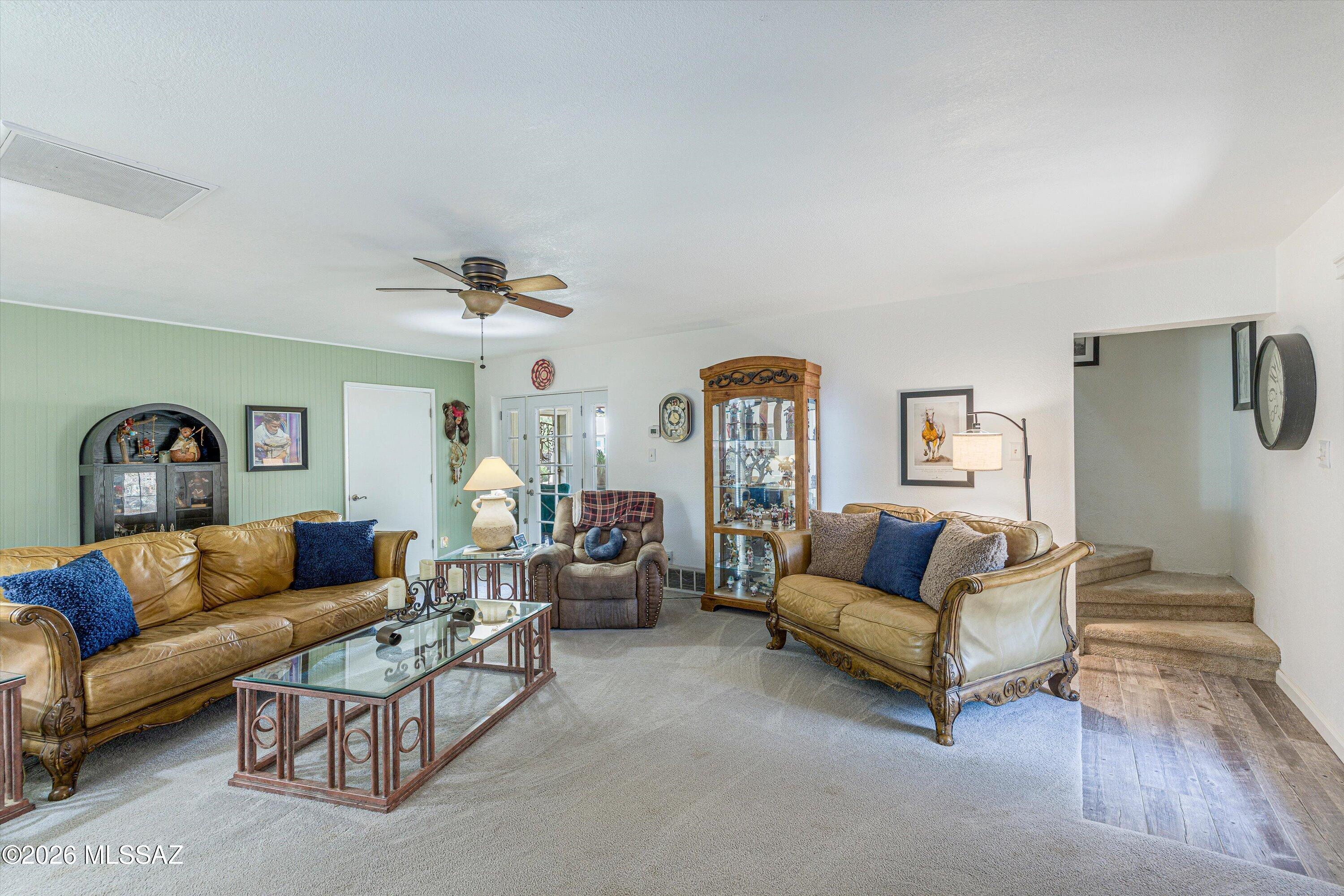 285 N Timberline Drive