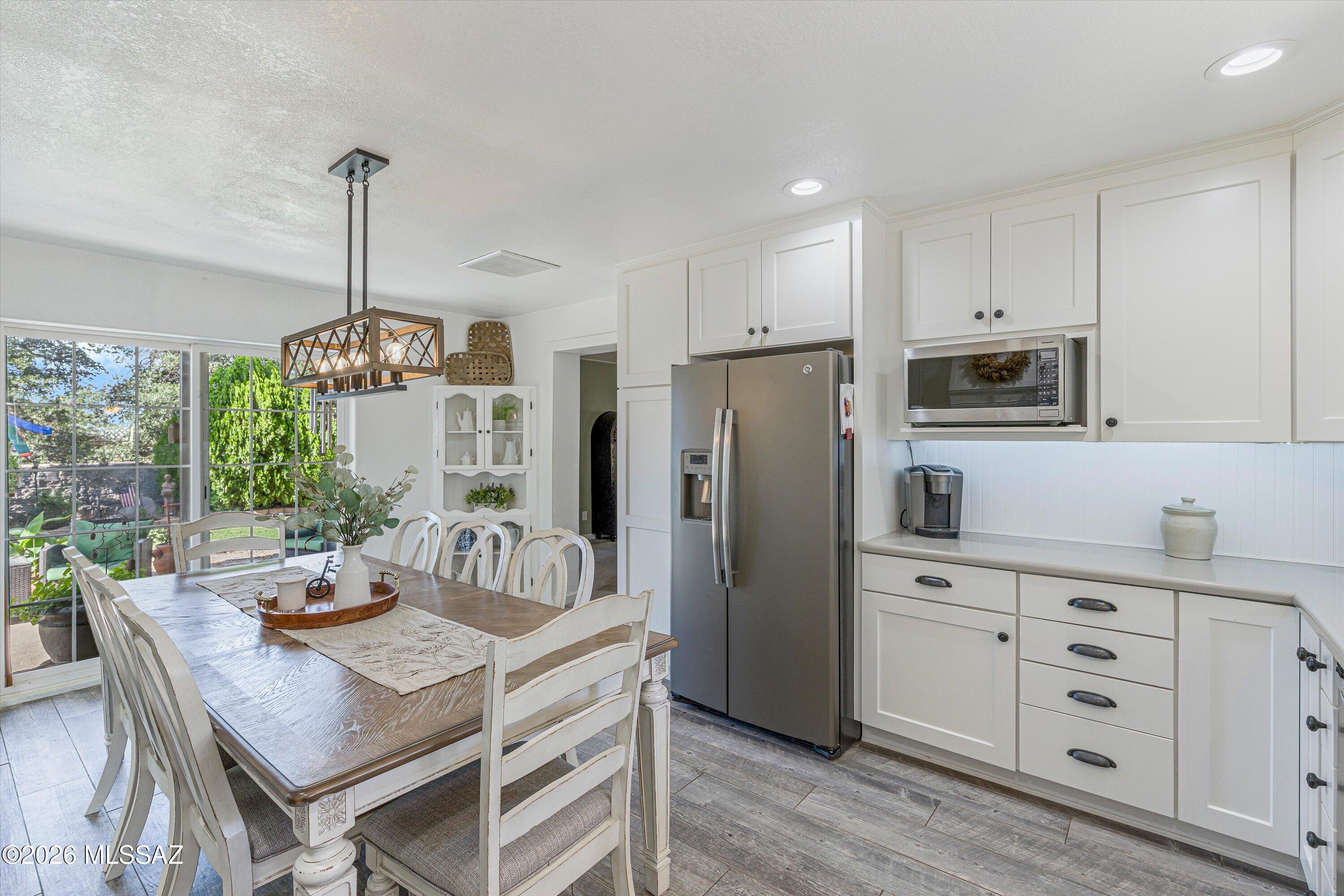 285 N Timberline Drive