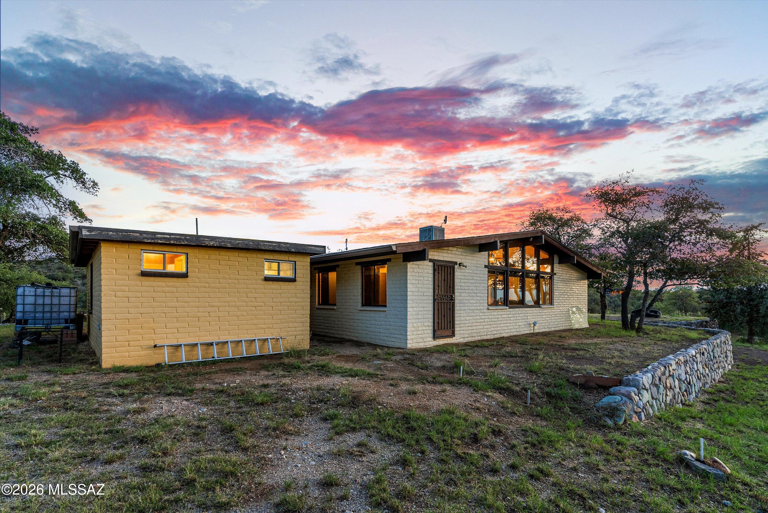 560 E Paseo Encino