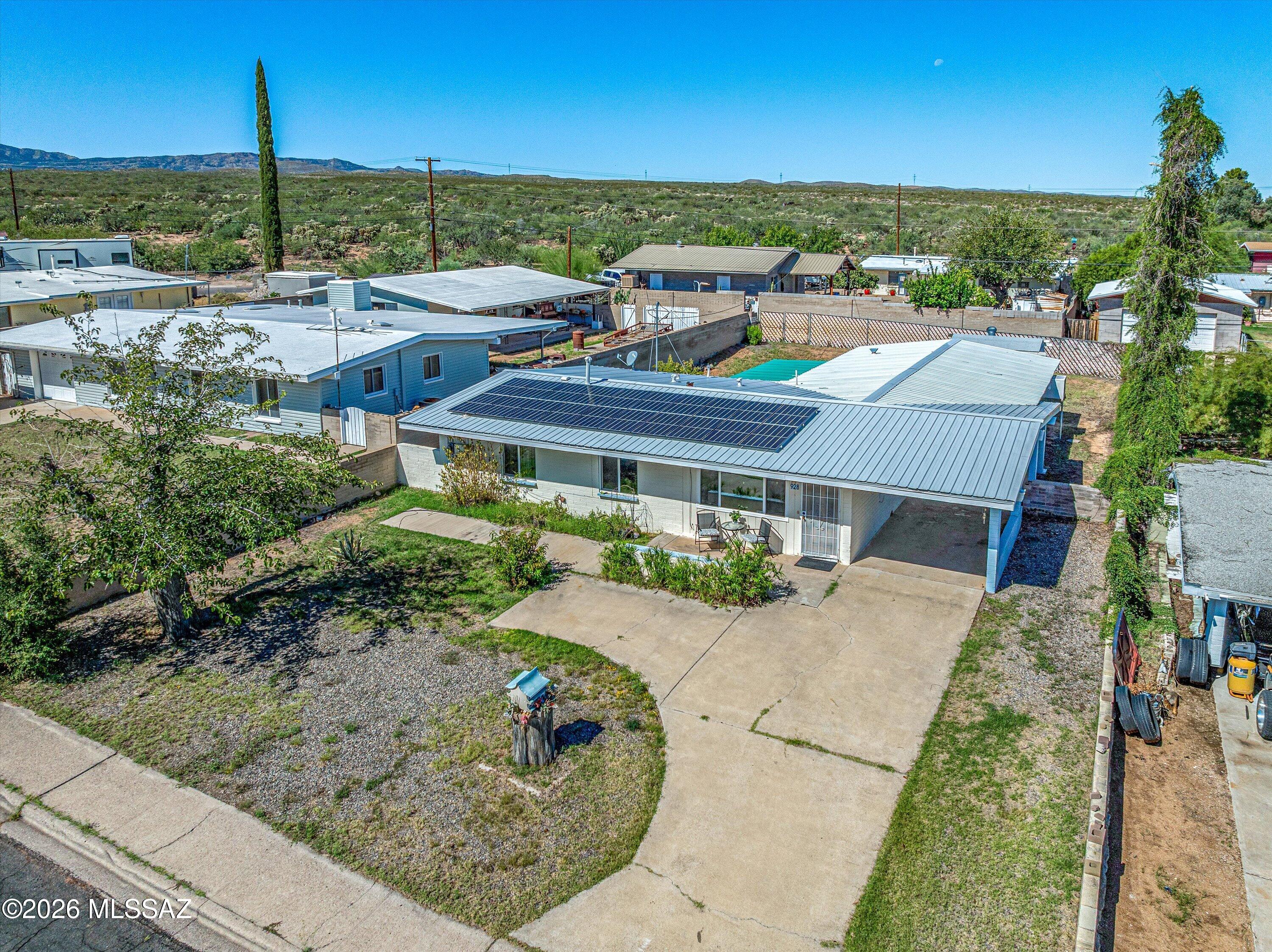 928 W Webb Drive