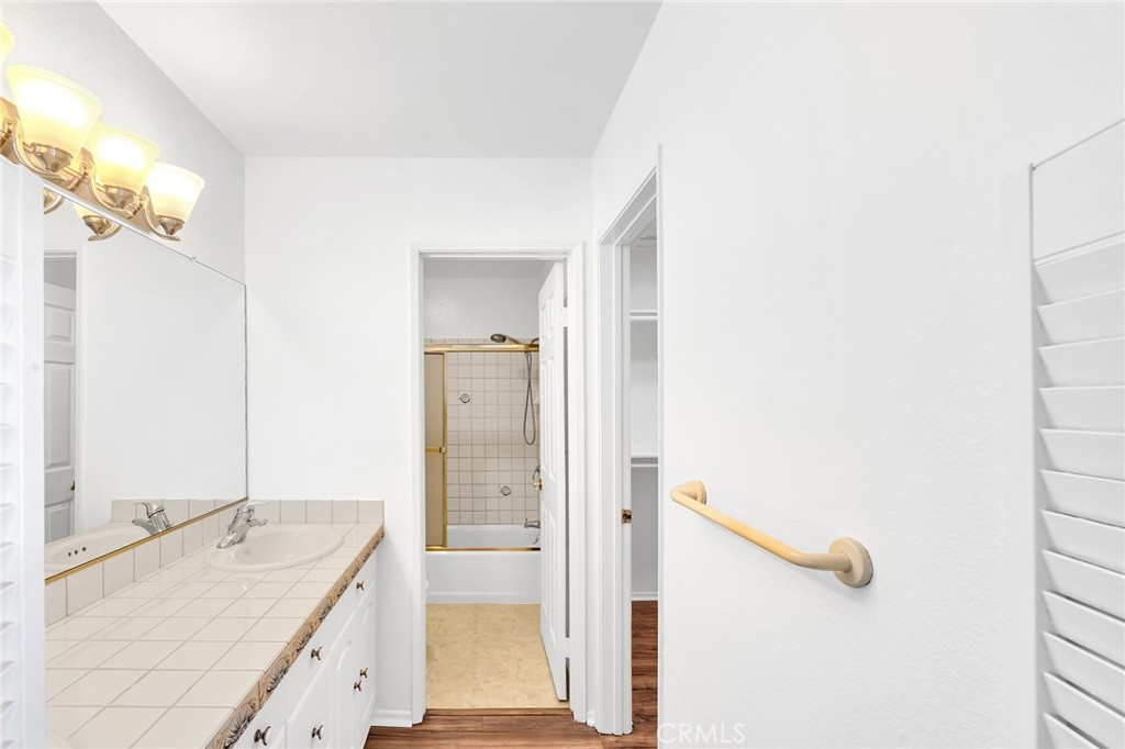 23677 Park Capri Unit: 20