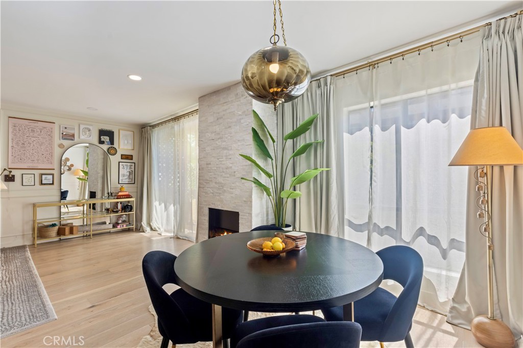 1735 N Fuller Avenue 445