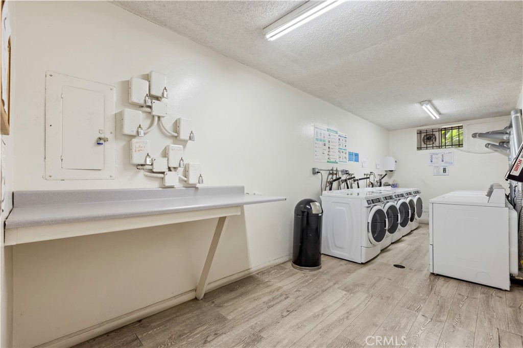 1735 N Fuller Avenue 445