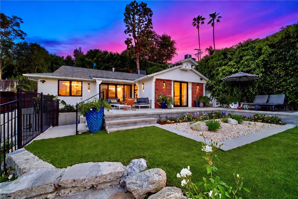 13646 Valley Vista