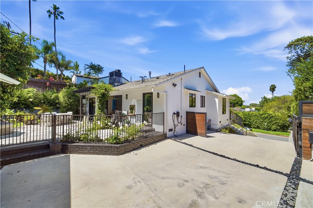 13646 Valley Vista