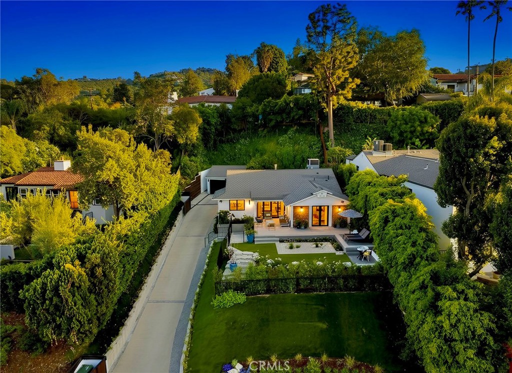 13646 Valley Vista