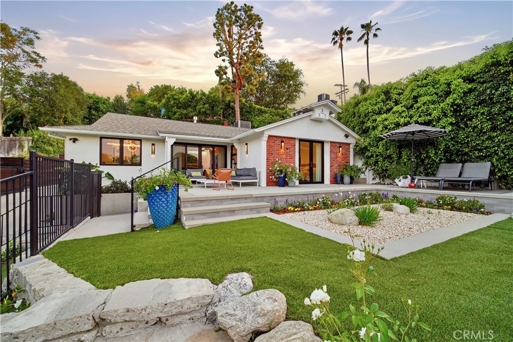 13646 Valley Vista