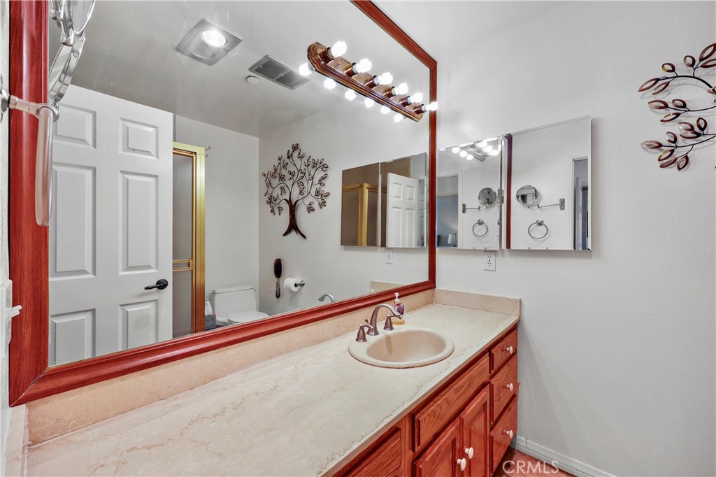 324 N Palm 407