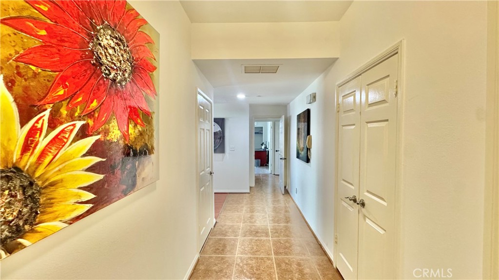324 N Palm 407