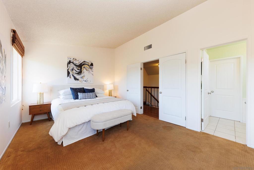 2217 Amber Ln