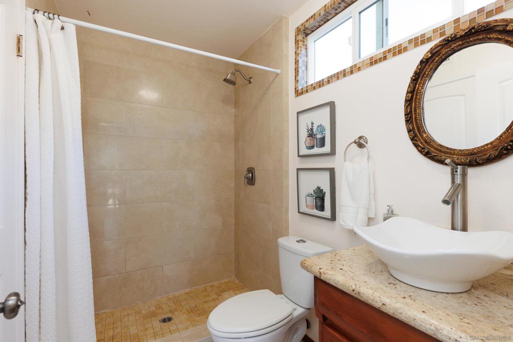 2217 Amber Ln