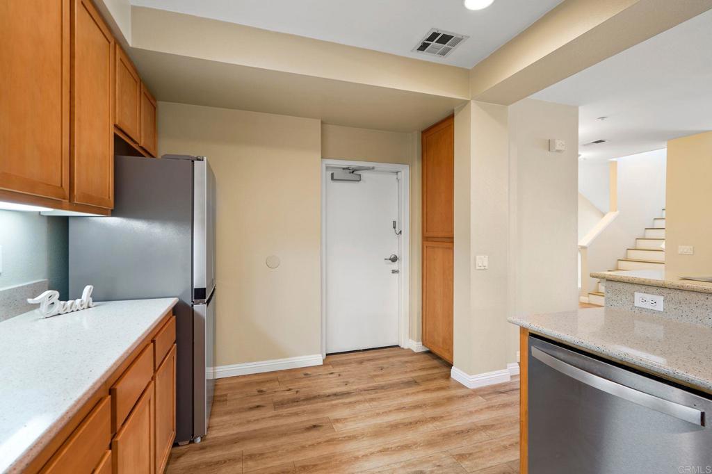 8301 Rio San Diego Drive 7