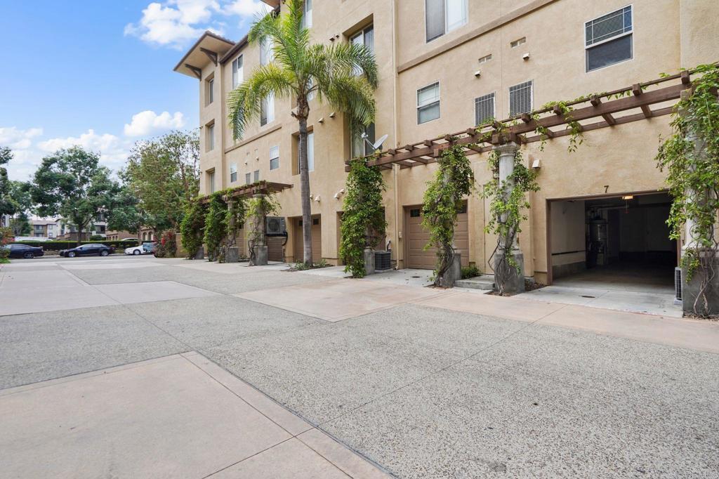 8301 Rio San Diego Drive 7