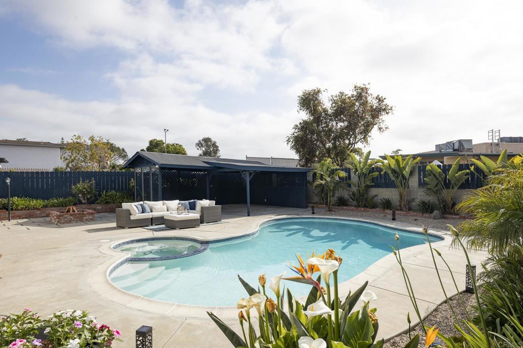 6424 Edmonton Avenue