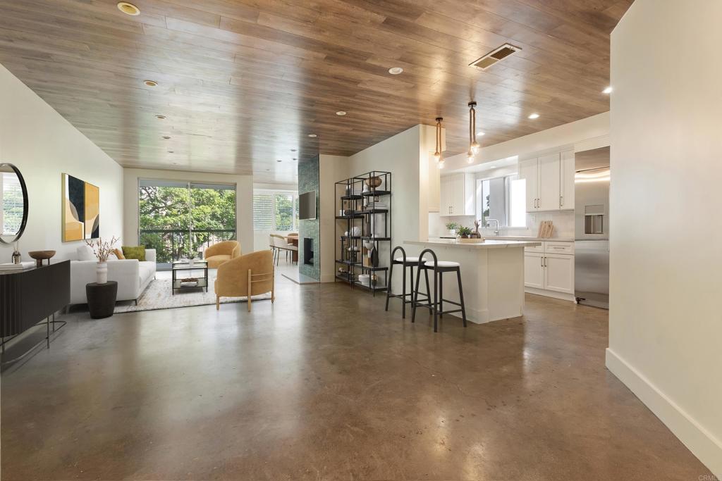 321 N Oakhurst Drive 302