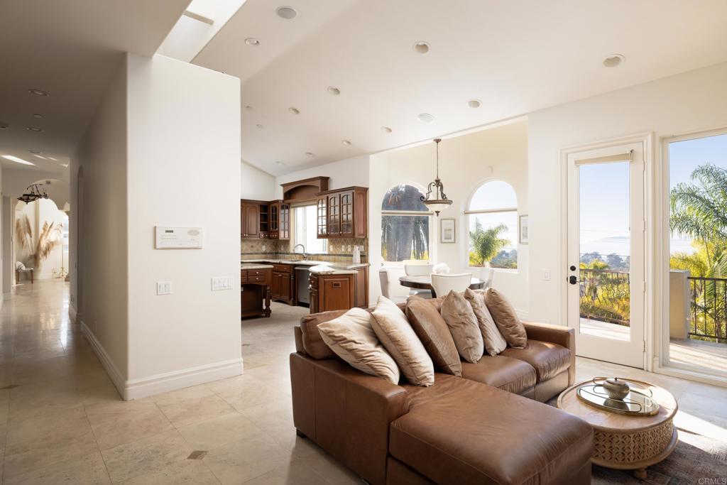 16110 Lakeview Drive
