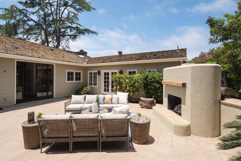 8031 La Jolla Shores Drive