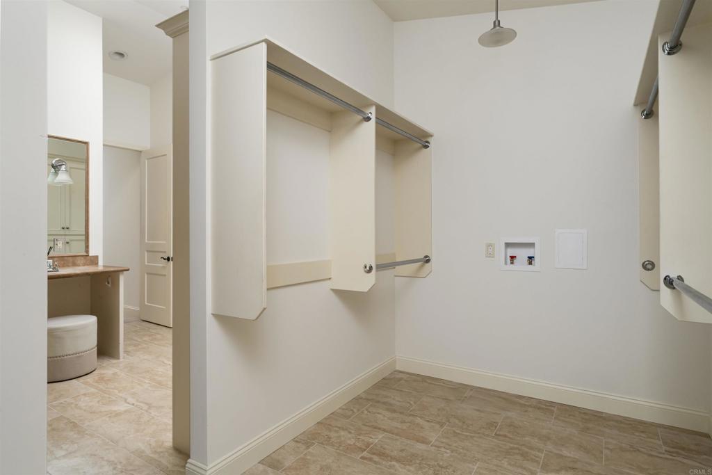 8031 La Jolla Shores Drive