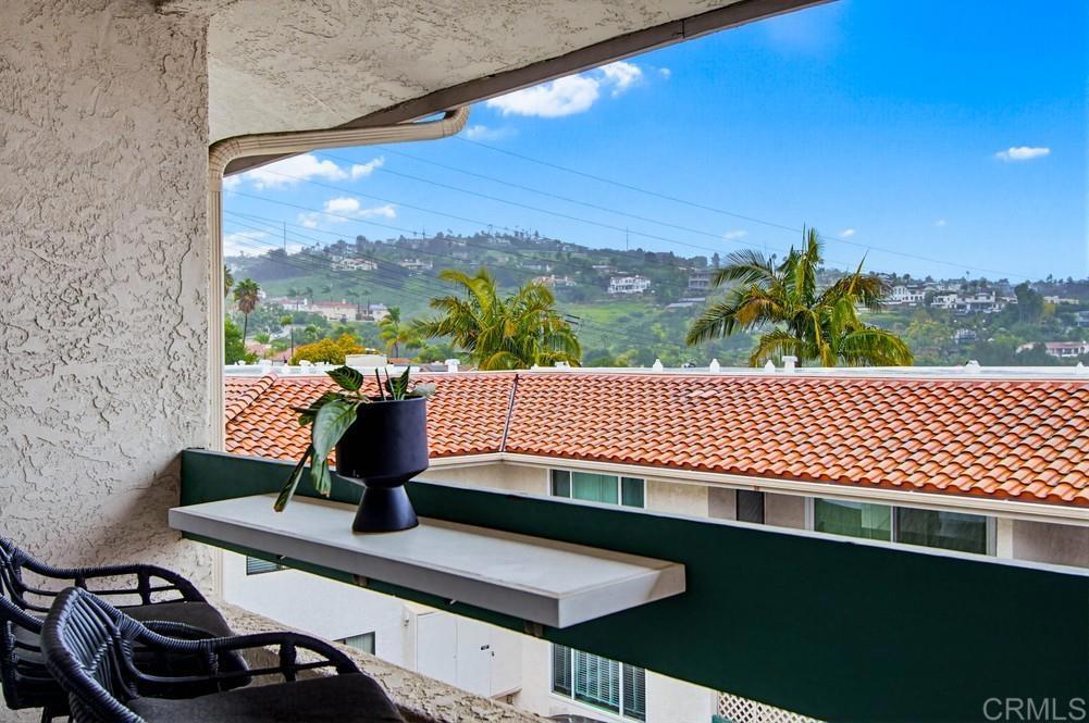 2306 Altisma Way 215