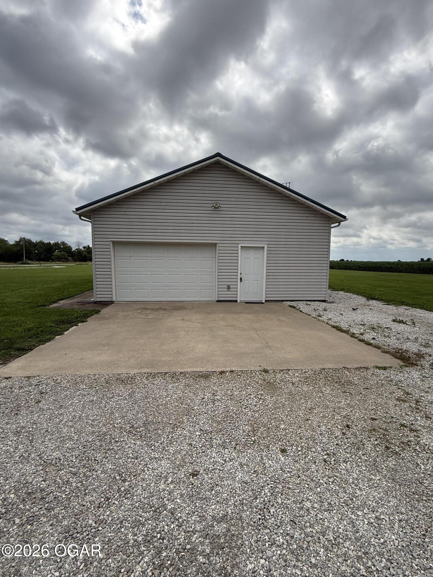 26001 State Hwy EE