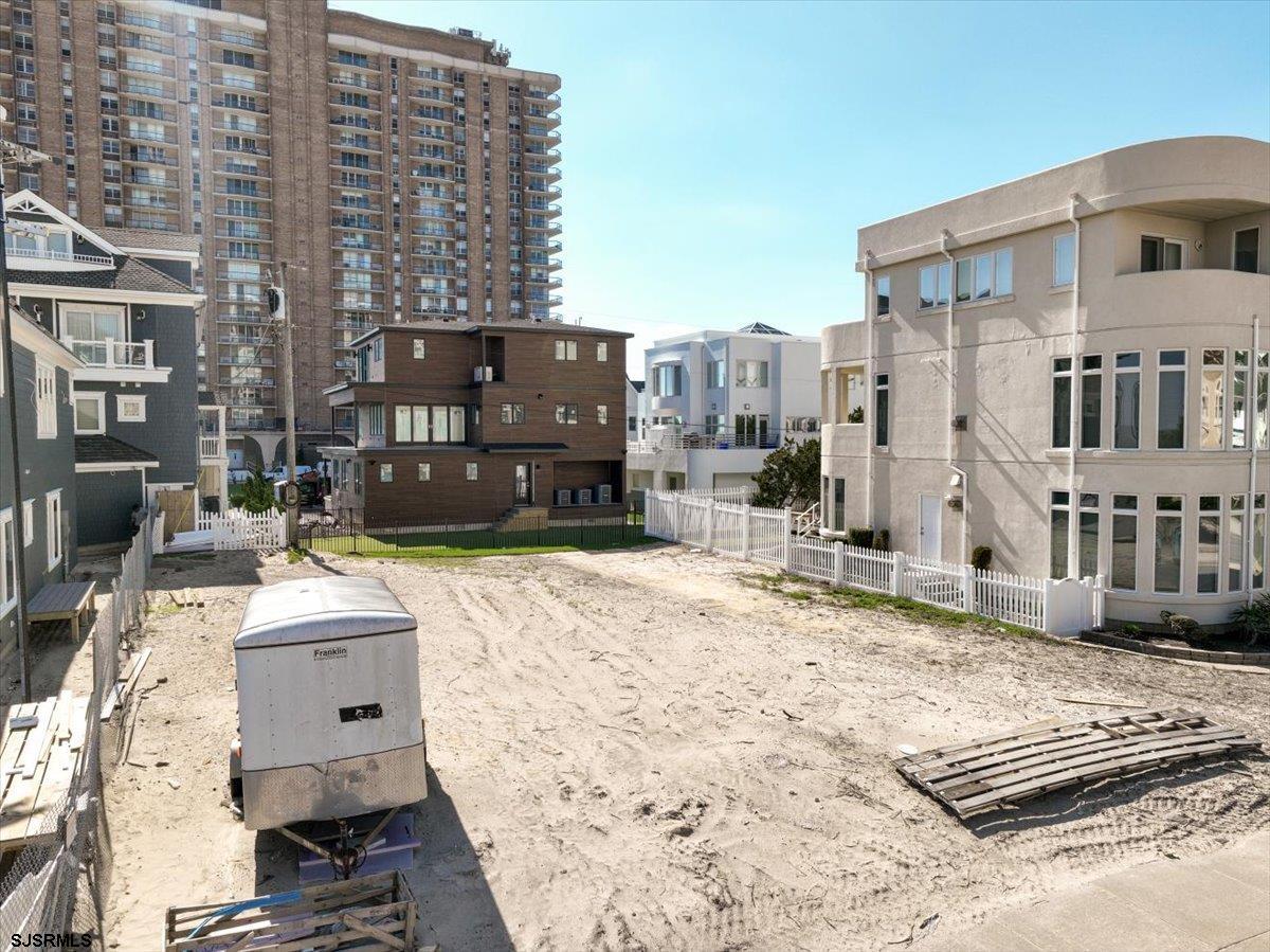 130 S Montgomery Ave