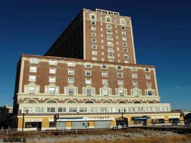 2721 Boardwalk Unit: 302