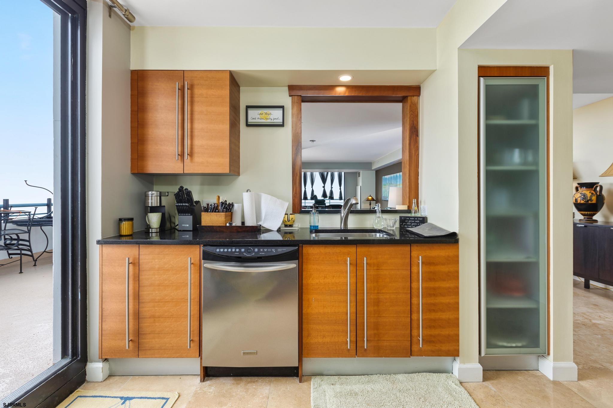 526 Pacific Ave Unit: 2501